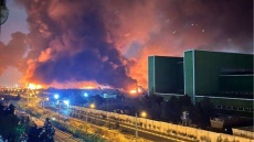 Νέο κύμα ισραηλινών βομβαρδισμών στην Τεχεράνη, στις φλόγες το αεροδρόμιο Μεχραμπάντ -  Απειλές του Ιράν σε όσες ευρωπαϊκές χώρες συμμαχήσουν με ΗΠΑ και Ισραήλ 