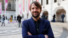 Χτυπήματα στους υπαλλήλους, ταπείνωση και απειλές για απέλαση: Οι καταγγελίες για τον σεφ του εμβληματικού εστιατορίου Noma της Κοπεγχάγης