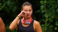 Ξέσπασε σε κλάματα η Μαντίσα στο Survivor: Είμαι τόσο χαζή, τους εμπιστεύομαι και πίσω από την πλάτη μου παίζεται παιχνίδι