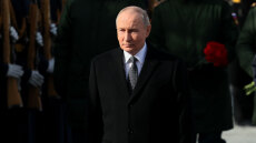 Politico: Γιατί ο Πούτιν είναι ο πραγματικός κερδισμένος από τον πόλεμο στη Μέση Ανατολή - Το οικονομικό δώρο και το... αίφνης περιζήτητο ρωσικό πετρέλαιο