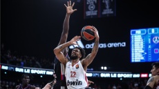 Euroleague: Ο Ολυμπιακός «έλαμψε» στην Πόλη του Φωτός, 104-87 την Παρί και στη 2η θέση, δείτε βιντεο