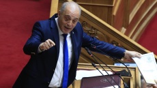 Ο Βελόπουλος έφτασε να εξυμνεί τη Χούντα για τις εξορύξεις, δείτε βίντεο