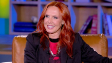 Εβελίνα Παπούλια: Δεν θέλω να πεθάνω παντρεμένη, αλλά ελεύθερη και απόλυτα ερωτευμένη με τον άνθρωπο που είμαι