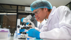 Ογκολογικοί ασθενείς: Ακόμη περιμένουν τις αποζημιώσεις βιοδεικτών – Γιατί καθυστερούν