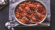 Η συνταγή της ημέρας: Σουτζουκάκια γιουβέτσι με χυλοπιτάκι. Το μενού της εβδομάδας (16/3-22/3)
