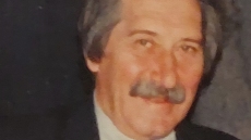 Πέθανε ο δημοσιογράφος και πρώην κυβερνητικός εκπρόσωπος Αντώνης Κούρτης σε ηλικία 92 ετών