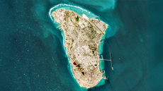 Ελέγχεις το Χαργκ, «τελειώνεις» το Ιράν: «Χειρουργικό» το χτύπημα των ΗΠΑ στο νησί, γιατί δεν στόχευσαν το πετρέλαιο, το σενάριο απόβασης πεζοναυτών