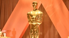 Απόψε τα Όσκαρ του 2026: Οι υποψηφιότητες, οι εκπλήξεις και τα φαβορί πριν από τη μεγάλη βραδιά