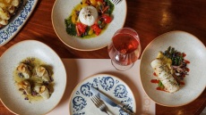 Γιαγιά Κούκου: Παστιτσάδα με βάθος και μοσχαρίσιο οσομπούκο που θα θυμάστε