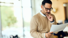 Γιατί η επιλογή ασφαλιστικού πακέτου δεν πρέπει να γίνεται βιαστικά – Πριν υπογράψετε, ενημερωθείτε
