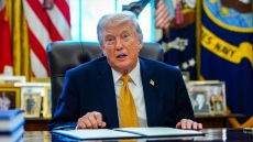 Δεν θέλω καθόλου τους πολέμους, επιτεθήκαμε όμως στο Ιράν για να μην τινάξει στον αέρα τη Μέση Ανατολή, λέει ο Τραμπ