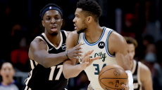 Ρήγμα στις σχέσεις του Αντετοκούνμπο με τους Μπακς: Τα «Ελάφια» του ζήτησαν να μην παίξει ξανά στη σεζόν, διαφωνεί ο Γιάννης