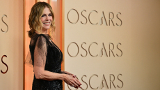 Η Ρίτα Γουίλσον μίλησε στα ελληνικά στο κόκκινο χαλί των Όσκαρ: Στην Ελλάδα είμαι σαν στο σπίτι μου