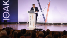 Βολές στην κυβέρνηση από την Αλεξανδρούπολη ετοιμάζει ο Τσίπρας, «σιωπητήριο» για την Κεντροαριστερά