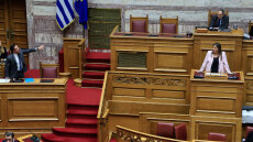 Επεισόδιο στη Βουλή, ο Γεωργιάδης κατήγγειλε την Κωνσταντοπούλου ότι τον τραβούσε βίντεο στη συνεδρίαση