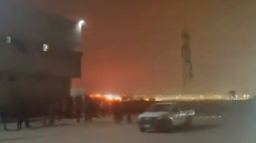 Ο Τραμπ απειλεί να καταστρέψει το μεγαλύτερο κοίτασμα της Τεχεράνης αν συνεχιστούν οι επιθέσεις σε Κουβέιτ και Σαουδική Αραβία - Δείτε βίντεο από τα ιρανικά χτυπήματα