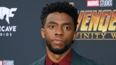 Τσάντγουικ Μπόουζμαν: Η χήρα του περιέγραψε τη στιγμή που της έκανε πρόταση γάμου, ενώ έδινε μάχη με τον καρκίνο