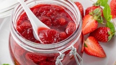 Μαρμελάδα φράουλα χωρίς ζάχαρη