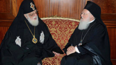 Ο Βαρθολομαίος θα μεταβεί στην Εξόδιο Ακολουθία του Πατριάρχη Γεωργίας Ηλία Β΄ - Συνεχίζεται για τρίτη ημέρα το λαϊκό προσκύνημα
