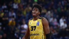 Κώστας Αντετοκούνμπο: «Όταν είσαι σε ένα μέρος που σε γουστάρουν και παίζεις καλά, είσαι χαρούμενος…»
