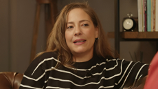 Αλεξάνδρα Ούστα: Η μητέρα μου ήταν αλκοολική, πέθανε σε κέντρο απεξάρτησης και ο μπαμπάς μου «έφυγε» αργότερα από τον ίδιο λόγο