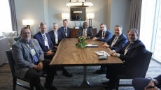 Συνάντηση Παπασταύρου με Chevron στο Χιούστον: Σεισμικές έρευνες νοτίως της Κρήτης έως το 2026