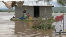 Τουλάχιστον 88 νεκροί και 34.000 άστεγοι εξαιτίας των πλημμυρών στην Κένυα
