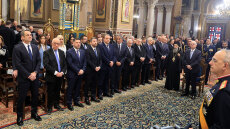 Παρουσία Τασούλα και  Μητσοτάκη η δοξολογία στη Μητρόπολη για την 25η Μαρτίου, δείτε φωτογραφίες και βίντεο