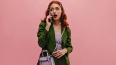 Δέρμα: Πότε φταίει το κινητό για την ακμή που επιμένει
