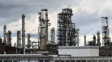 Bloomberg: Σενάριο για πετρέλαιο έως τα 200 δολάρια το βαρέλι εξετάζει το επιτελείο Τραμπ