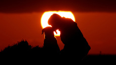 Οι άνθρωποι είναι μαζί με τους σκύλους για τουλάχιστον 15.800 χρόνια, η ανακάλυψη στην Τουρκία που αλλάζει τα δεδομένα