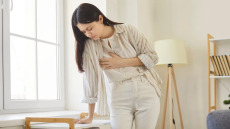 Γιατί η υπέρταση «χτυπά» όλο και περισσότερες νέες γυναίκες – Τετραπλασιάστηκαν οι θάνατοι σε 15 χρόνια
