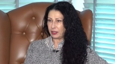 Ντέσσυ Κουβελογιάννη: Ο Λάμπρος Κωνσταντάρας κατάφερε να «ξεκλειδώσει» την Ιωάννα Μαλέσκου