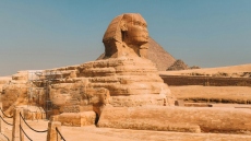 Υπάρχει δεύτερη Σφίγγα κάτω από την Πυραμίδα της Γκίζας; Τι δείχνουν οι σαρωτές και γιατί αμφισβητείται η θεωρία