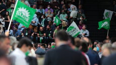 Ξεκινά το τριήμερο συνέδριο του ΠΑΣΟΚ: Το δύσκολο στοίχημα για να σπάσει η «ακούνητη βελόνα»