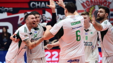 Φοβερό διπλό του Παναθηναϊκού στο Ρέντη, 3-2 τον Ολυμπιακό και μια νίκη μακριά από τους τελικούς της Volley League, βίντεο