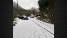 Πάνω από 30 οχήματα εγκλωβίστηκαν από χαλαζόπτωση στο Πάπιγκο