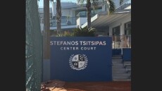 Γήπεδο τένις στη Γαλλία πήρε το όνομα του Στέφανου Τσιτσιπά, βίντεο και φωτογραφία 