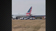 Συναγερμός σε πτήση από Νέα Υόρκη προς Σικάγο, επιβάτης προκάλεσε αναστάτωση και συνελήφθη από το FBI, βίντεο