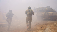 Καρέ καρέ η στιγμή που οι IDF εξοντώνουν με drone ενόπλους της Χεζμπολάχ στον νότιο Λίβανο, δείτε βίντεο
