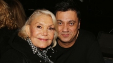 Μαρινέλλα: Έφυγε η «μάνα» μου, γράφει ο Γιώργος Θεοφάνους για τον θάνατό της