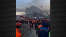 Τέθηκε υπό έλεγχο η φωτιά στο λιμάνι Ουστ-Λούγκα μετά από την επίθεση με drone