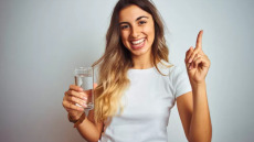 Τα μυστικά της σωστής ενυδάτωσης που κάθε 20χρονη πρέπει να ξέρει