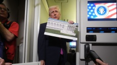 Οργισμένη αντίδραση Τραμπ για το «μπλόκο» στην αίθουσα χορού 400 εκατ. δολαρίων στον Λευκό Οίκο 