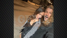 O Νεκτάριος Νικολόπουλος έκανε πρόταση γάμου στην ηθοποιό Ηρώ Πεκτέση, το ειδύλλιο που ξεκίνησε από την Πάτμο