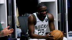 ΝΒΑ: Έγραψαν ιστορία τα αδέρφια Αντετοκούνμπο μετά το ντεμπούτο του Αλεξ με τους Μπακς, δείτε βίντεο