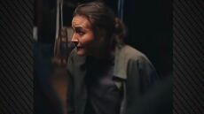 Η συγκλονιστική σκηνή στο «Γιατί ρε πατέρα» που κέρδισε το TikTok: Με προκλητικά ρούχα είμαι τσ@@λα, με τα σεμνά δεν είμαι θηλυκιά