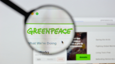 Η Greenpeace κατηγορεί τις πετρελαϊκές εταιρίες ότι πραγματοποιούν υπερκέρδη λόγω του πολέμου στη Μέση Ανατολή