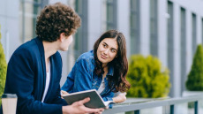 Γιατί λέμε λευκά ψέματα – Πόσο αθώα είναι τελικά;
