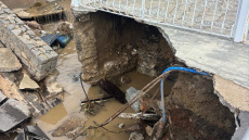 Η κακοκαιρία Erminio δοκίμασε τη Ρόδο και πολλά νησιά του Αιγαίου: Κύματα ύψους 3-4 μέτρων, θυελλώδεις άνεμοι και πλημμύρες, δείτε βίντεο